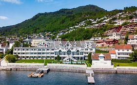 Hofslund Fjord Hotel